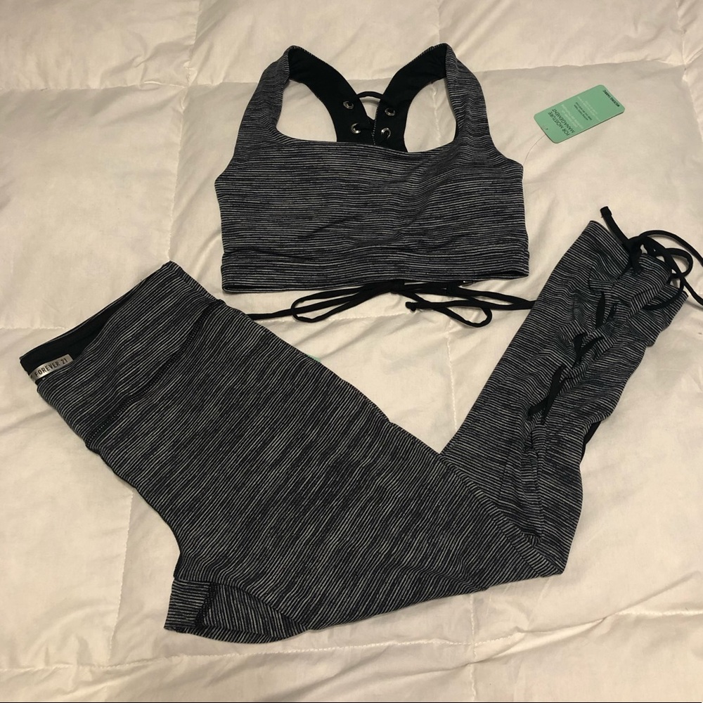 Matching workout set - Picture 3 of 3